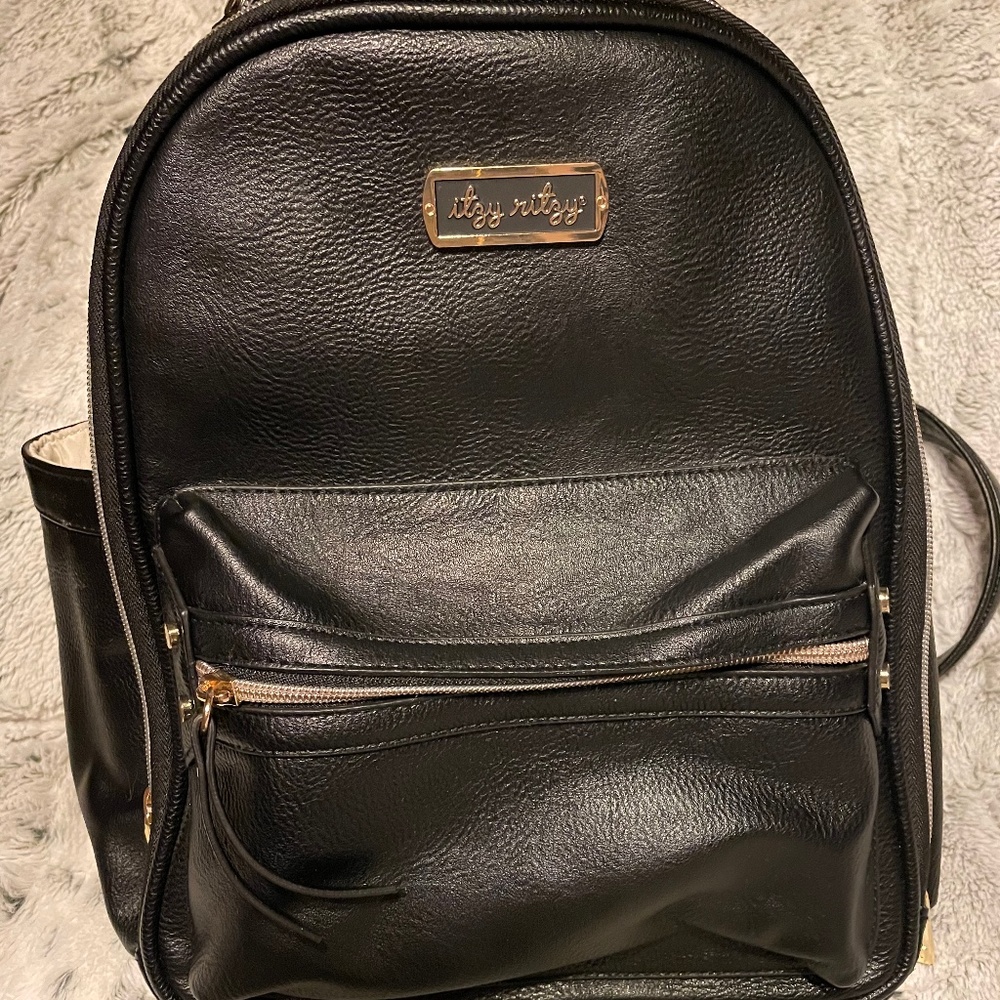 Itzy Ritzy backpack